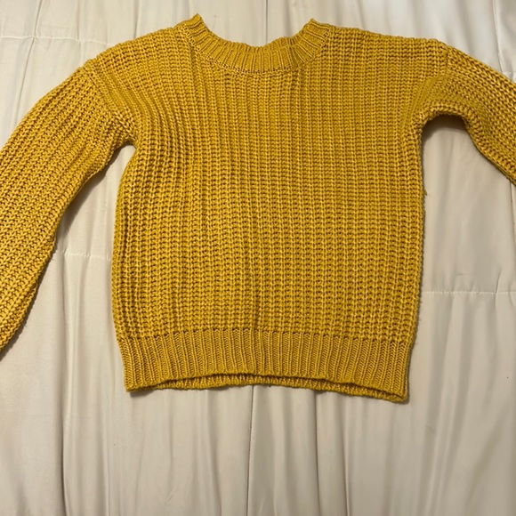 Sweater - Picture 1 of 1